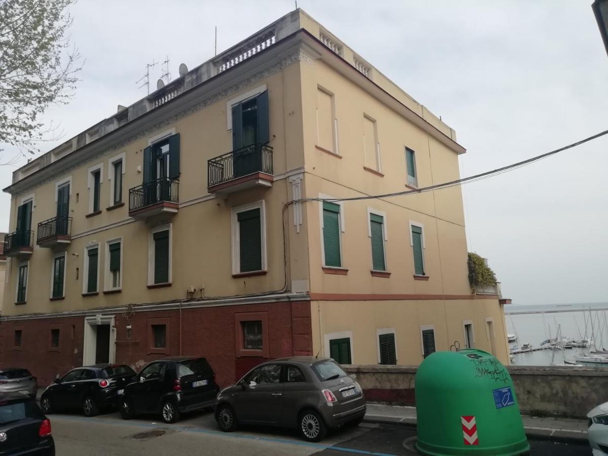 Casa D'Amare Lägenhet Salerno Exteriör bild